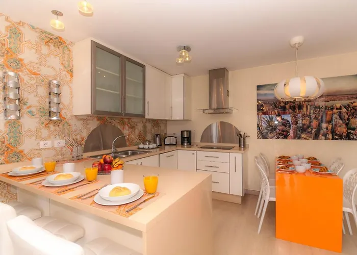 A Few Steps From The Beach Of Las Vistas Lejlighed Los Cristianos (Tenerife)